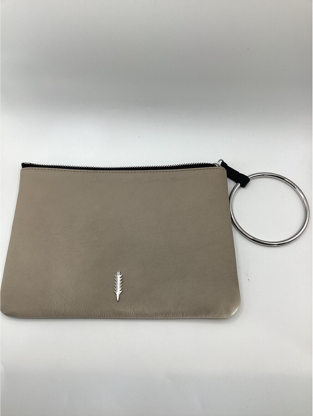 Thacker New York Gable Ring Travel Pouch in Grey